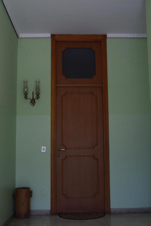Al Salice Tranquillita Nel Verde Via Amendola 24 Daire Busto Arsizio Dış mekan fotoğraf